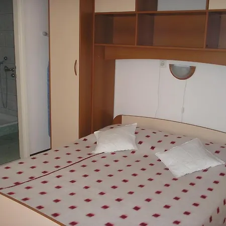 Holiday In Barbat/insel Rab 16302 *